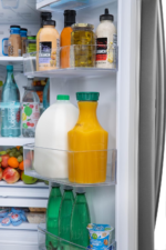 26Cu.Ft. French Door Refrigerator with Ice & Water Dispenser, Stainless Steel - Image 9